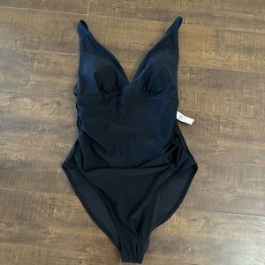 NWT Old Navy Women’s Large Swimsuit Black
